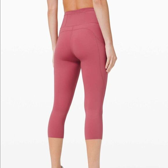 Lululemon Fast and Free Crop II 19 Size 2 - Picture 4 of 9